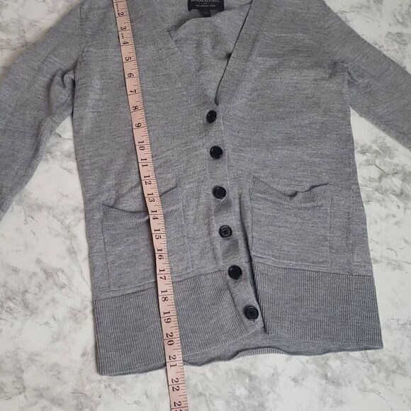 Banana Republic Merino Wool Gray Cardigan Sweater - Picture 5 of 8